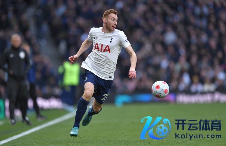 20次！库卢是本赛季英超现在在紧迫三区夺得球权次数最多的球员