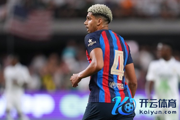 佩杜拉：尤文筹议了巴萨后卫阿劳霍和克里斯滕森的信息